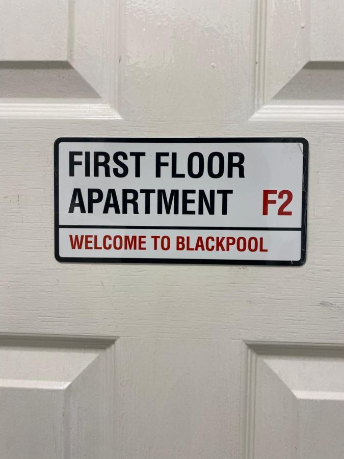 Ali'S Holiday Apartments F2 Blackpool Exteriör bild